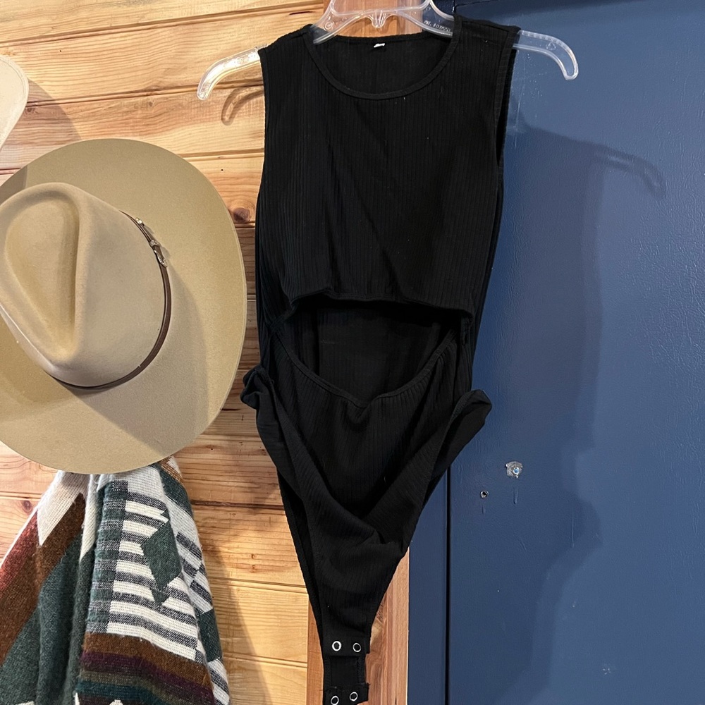 Keyhole Bodysuit